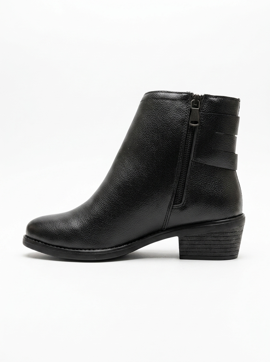 Women's Black Boot AT2632